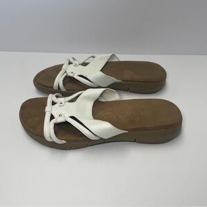AEROSOLES White and Brown Sandals